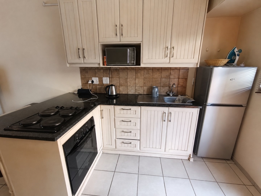 1 Bedroom Property for Sale in Vredenhof Sh Free State